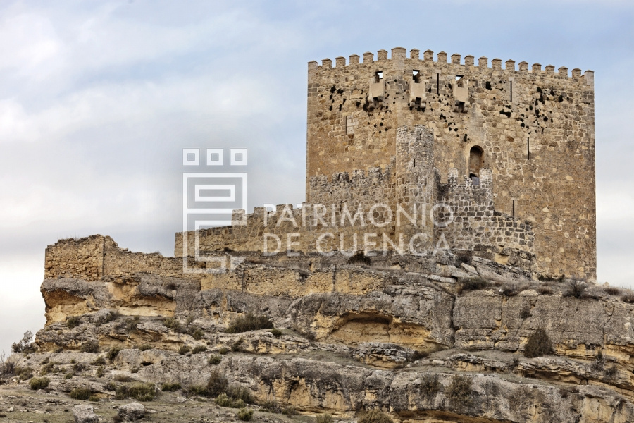 CASTILLO DE PARACUELLOS DE LA VEGA